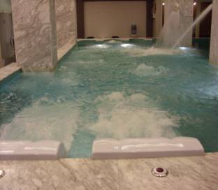 四川绵阳游泳池三集一体除湿热泵√欢迎您